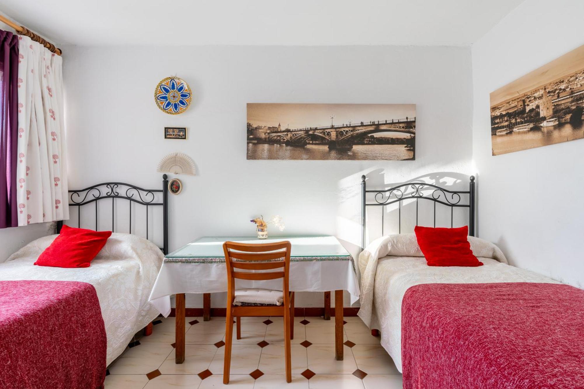 Apartamento Triana Los Remedios เซบีญา ภายนอก รูปภาพ