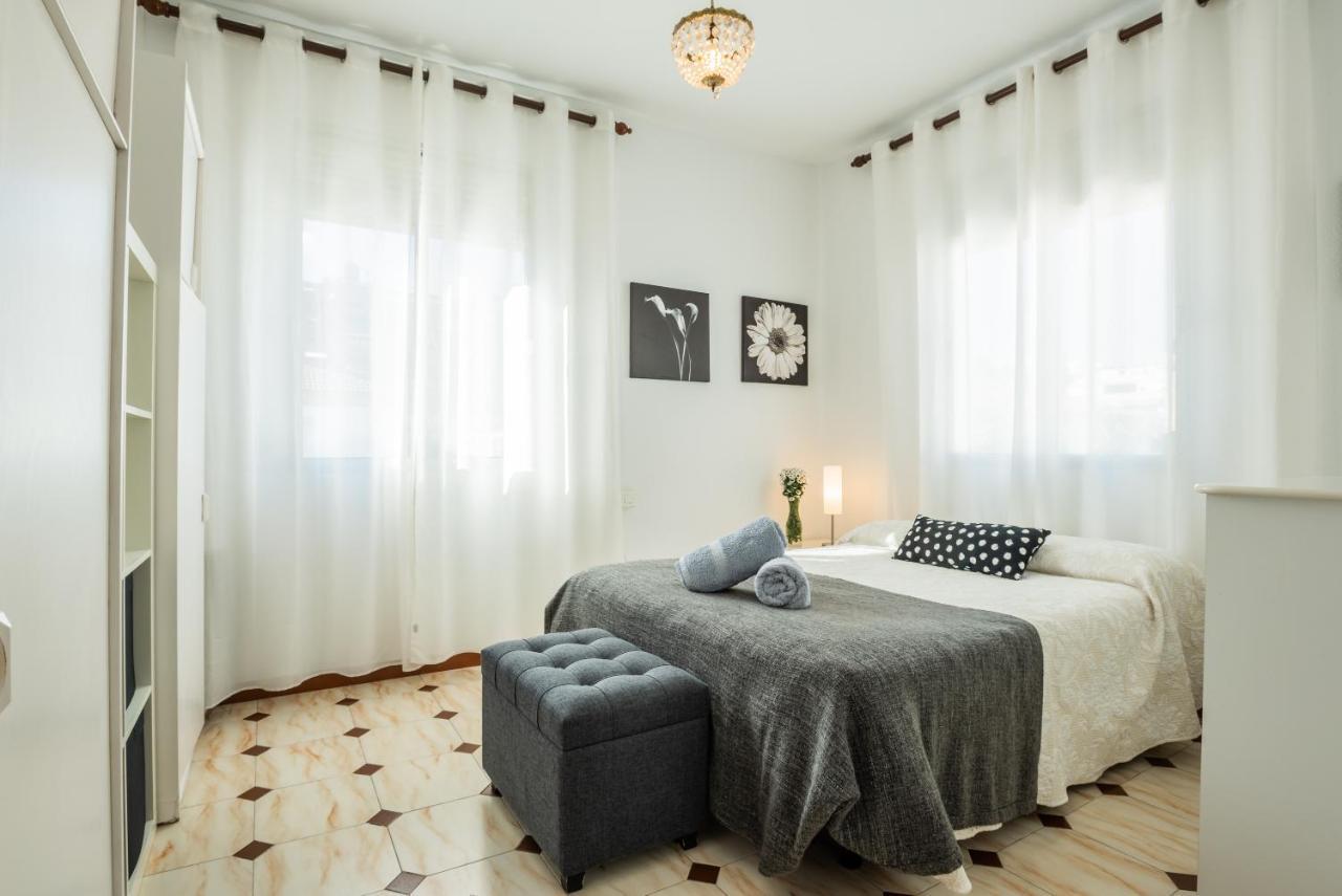Apartamento Triana Los Remedios เซบีญา ภายนอก รูปภาพ