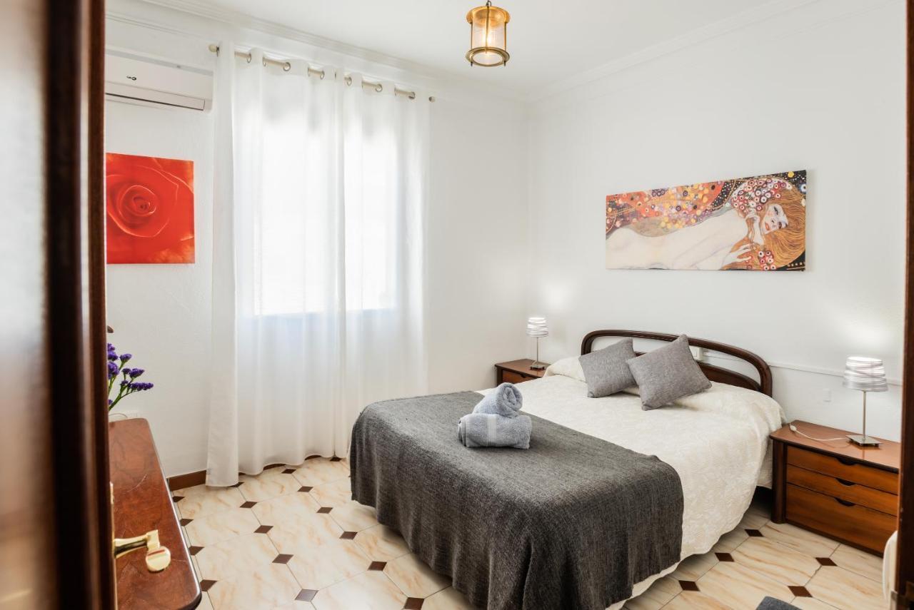 Apartamento Triana Los Remedios เซบีญา ภายนอก รูปภาพ